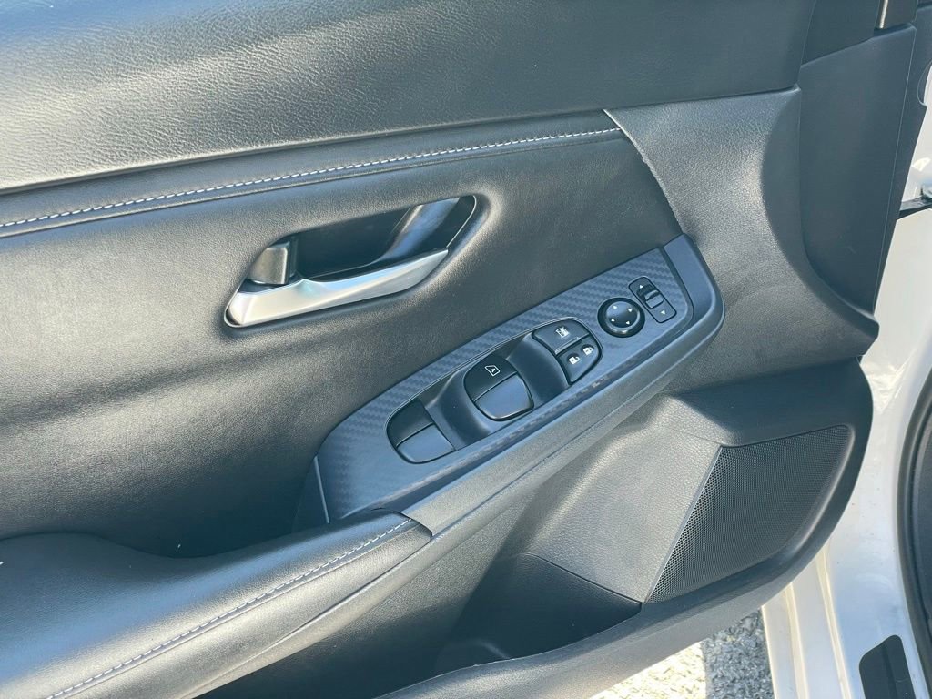 Used 2024 Nissan Sentra SV w/ All-Weather Package FWD image 11