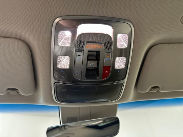 Used 2023 Genesis GV80 2.5T w/ Prestige 20" Package image 24