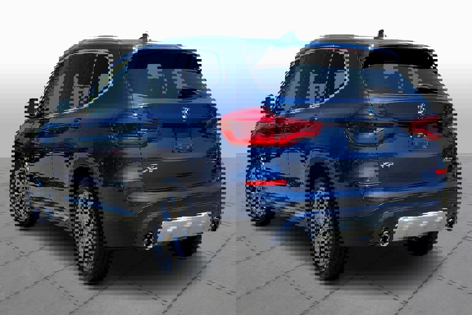 Used 2021 BMW X3 xDrive30i w/ Premium Package image 11