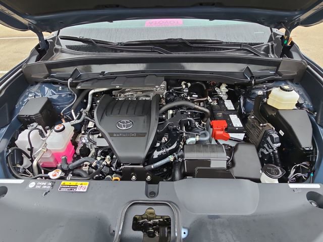 Certified 2025 Toyota Grand Highlander FWD image 31