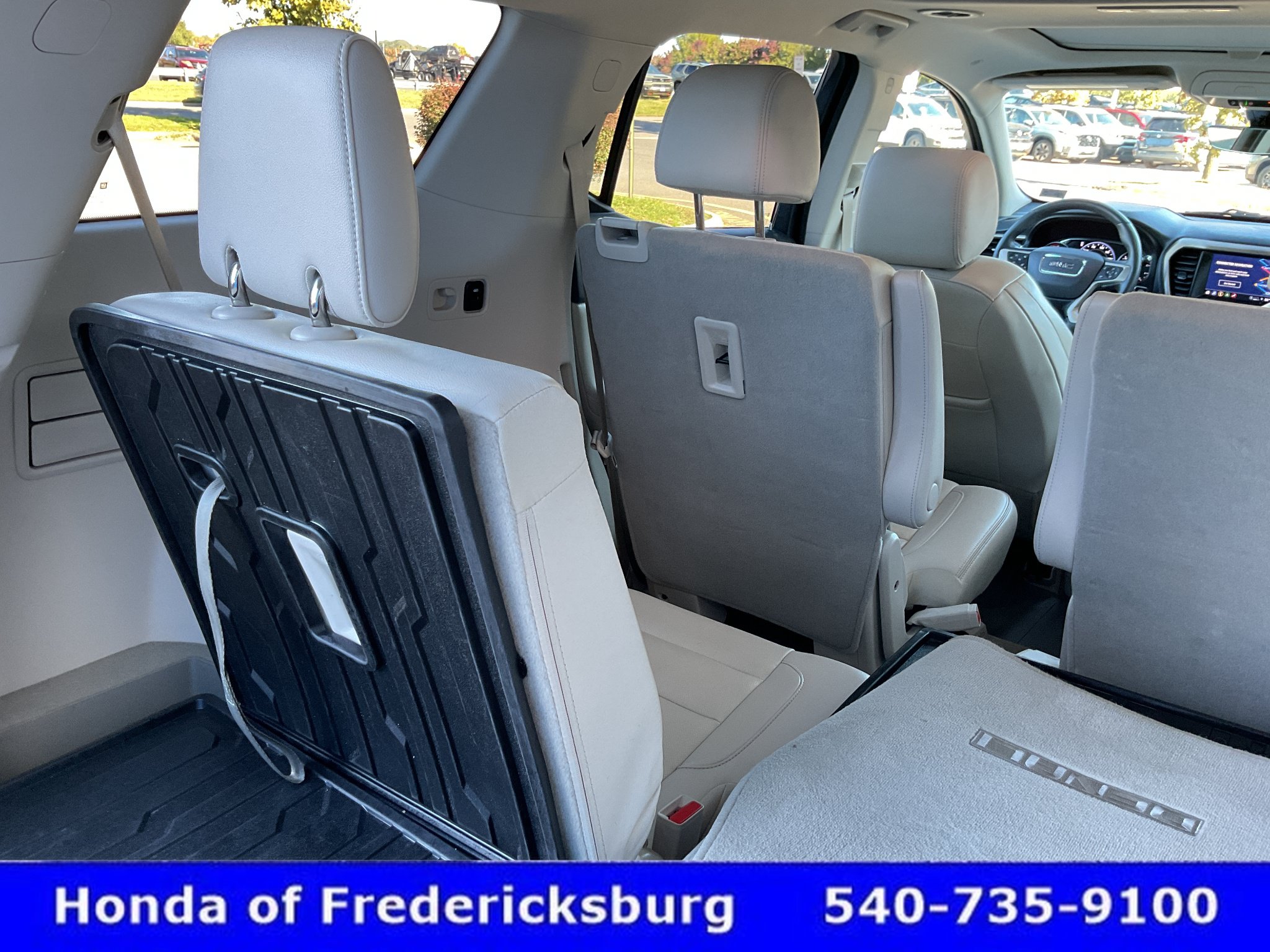 Used 2023 GMC Acadia Denali w/ Denali Ultimate Package FWD image 28
