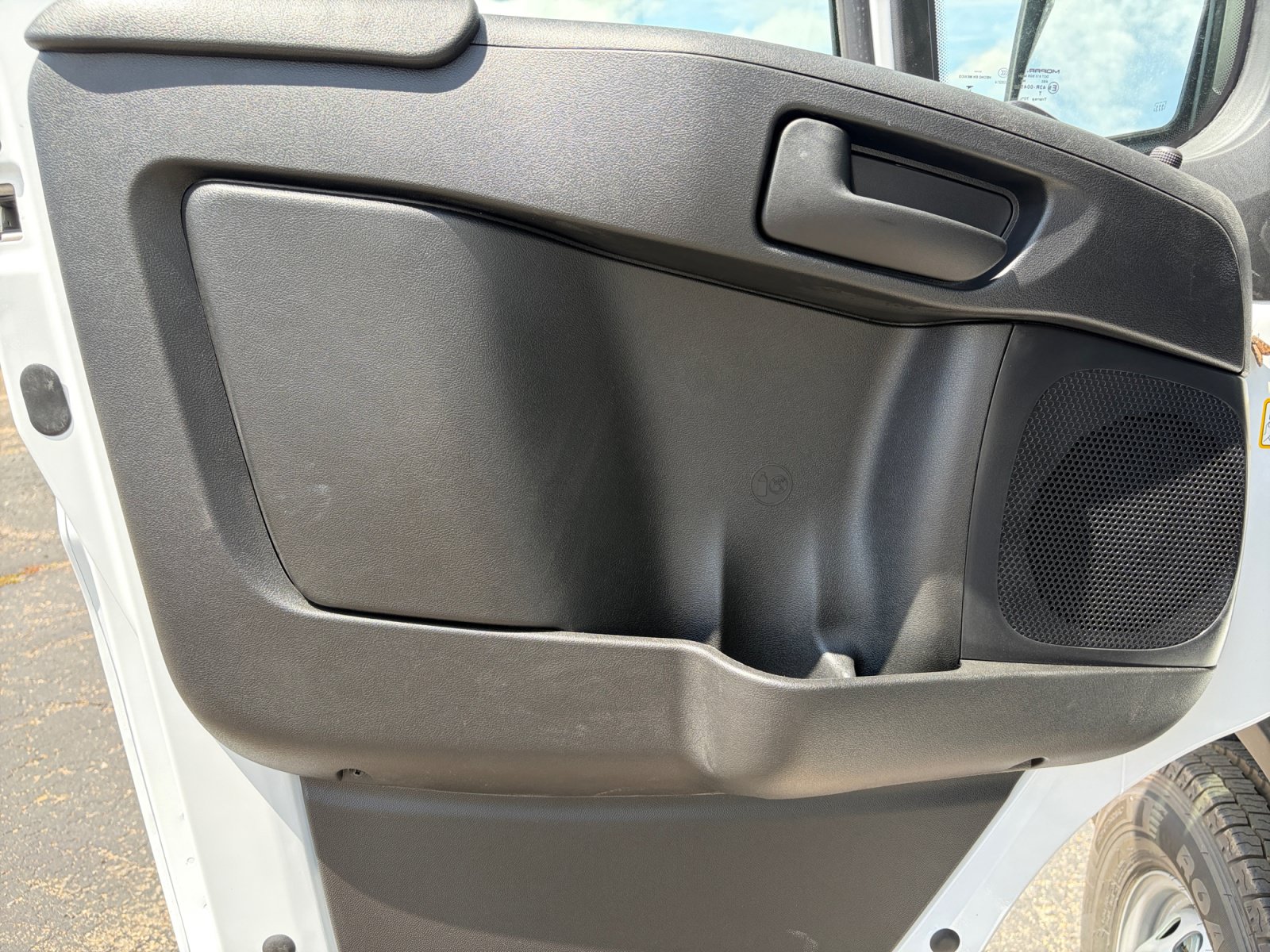 New 2026 RAM ProMaster 3500 w/ Convenience Group FWD image 14