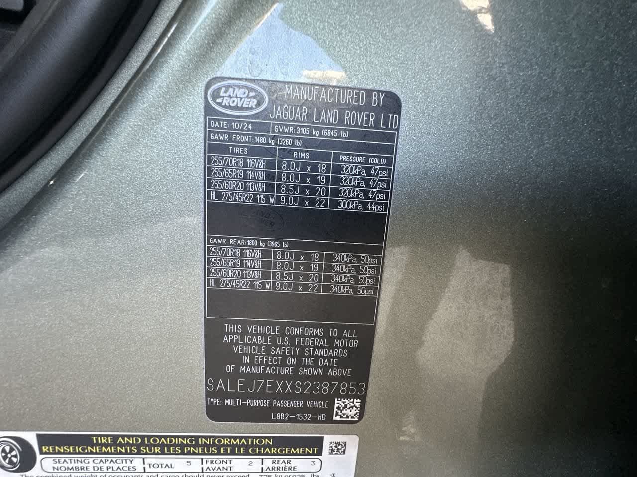 Used 2025 Land Rover Defender 110 S AWD/4WD image 29