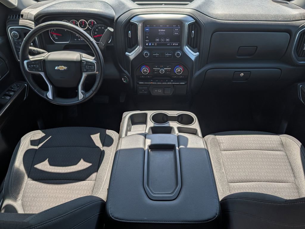 Used 2021 Chevrolet Silverado 1500 LT AWD/4WD image 28