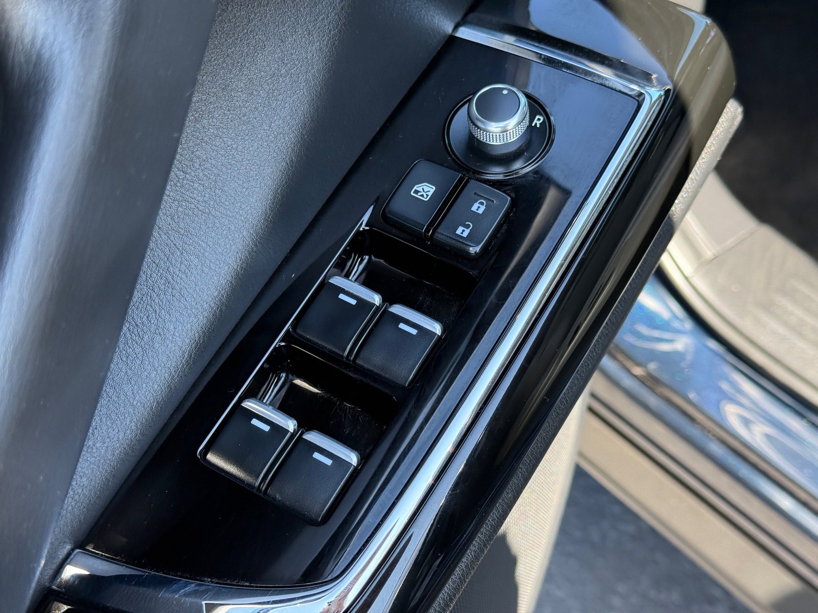 Used 2023 MAZDA CX-9 Touring image 24