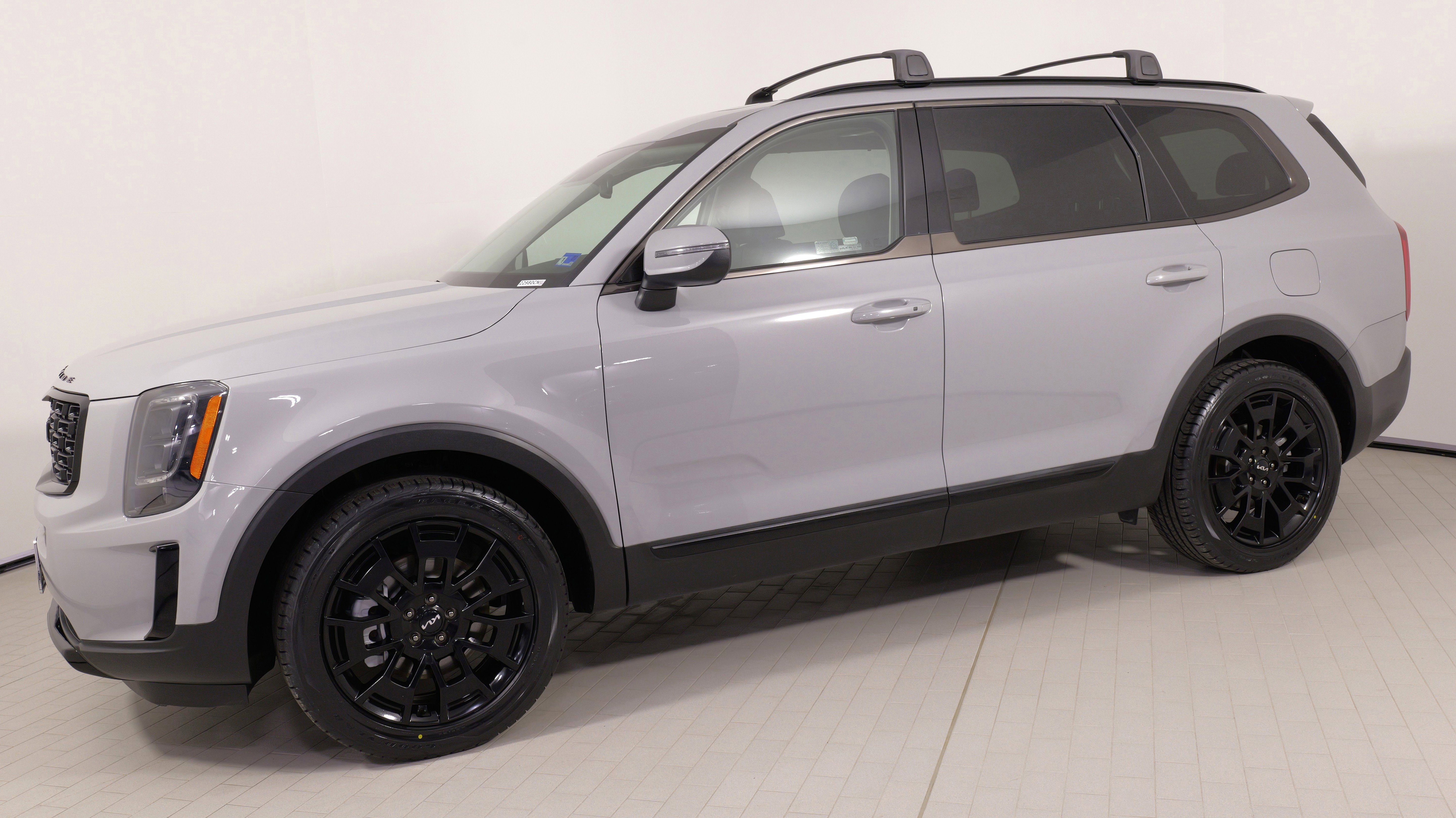 Used 2022 Kia Telluride EX w/ EX Premium Package image 1