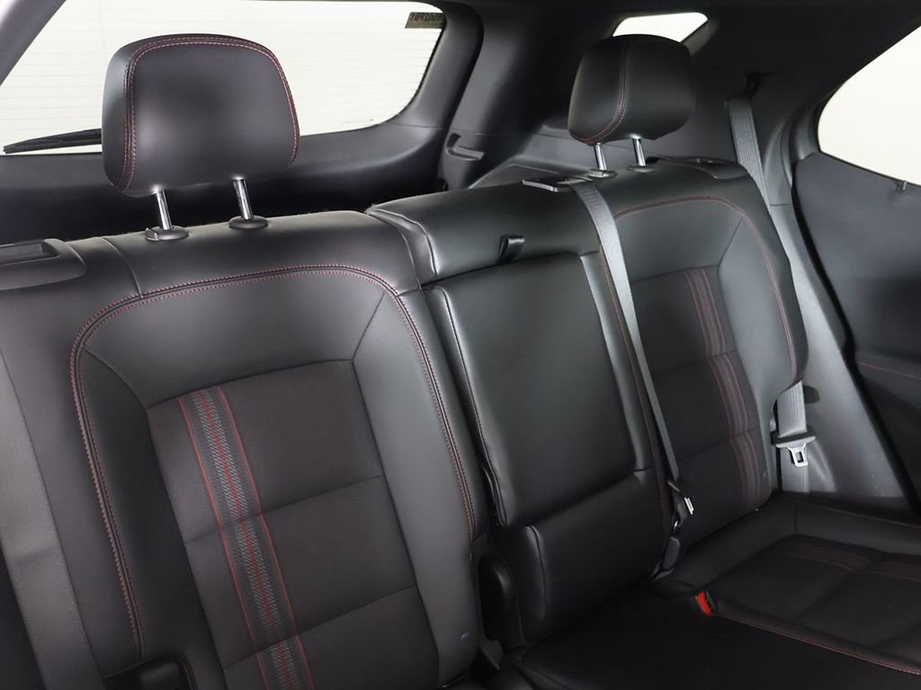 Used 2022 Chevrolet Equinox RS image 32