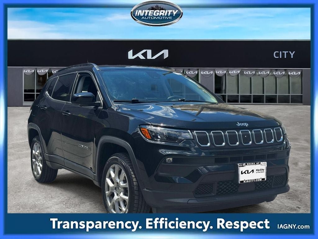 Used 2022 Jeep Compass Latitude AWD/4WD image 1