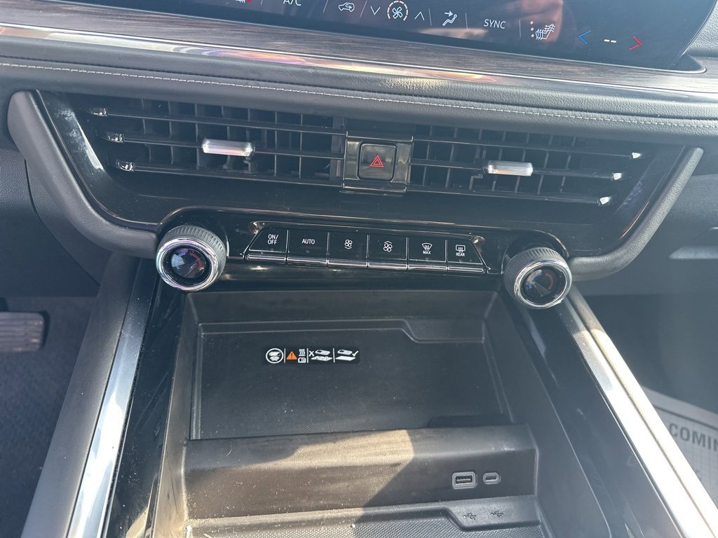 Used 2025 Chevrolet Tahoe LT image 20