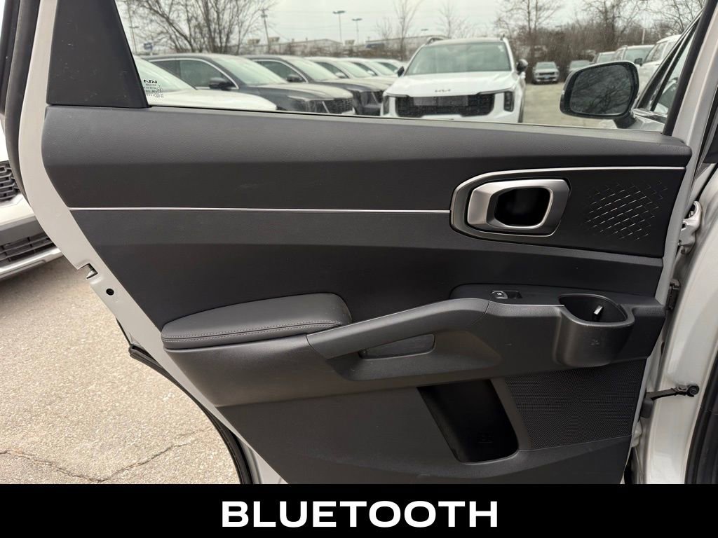 Certified 2023 Kia Sorento EX image 8