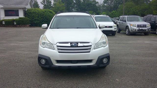 Used 2013 Subaru Outback 2.5i Premium AWD/4WD image 2