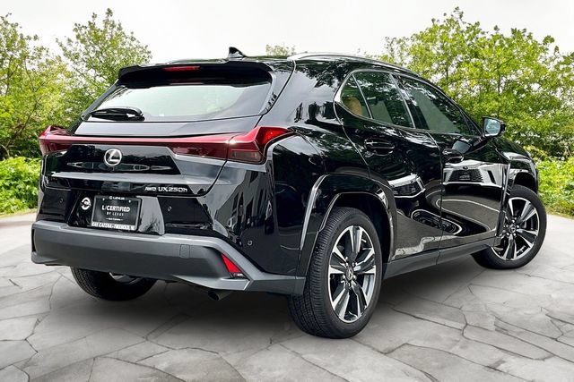 Certified 2024 Lexus UX 250h AWD w/ Premium Package image 5