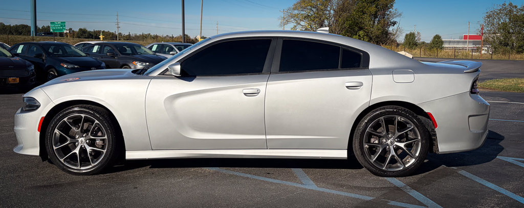 Used 2020 Dodge Charger GT RWD image 18
