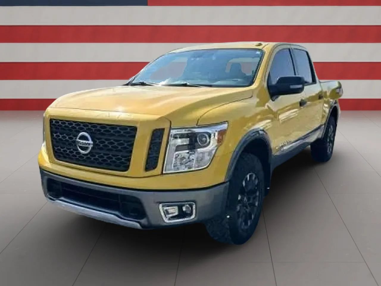 Used 2018 Nissan Titan PRO-4X AWD/4WD image 1
