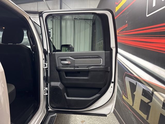 Used 2021 RAM 2500 Big Horn image 24