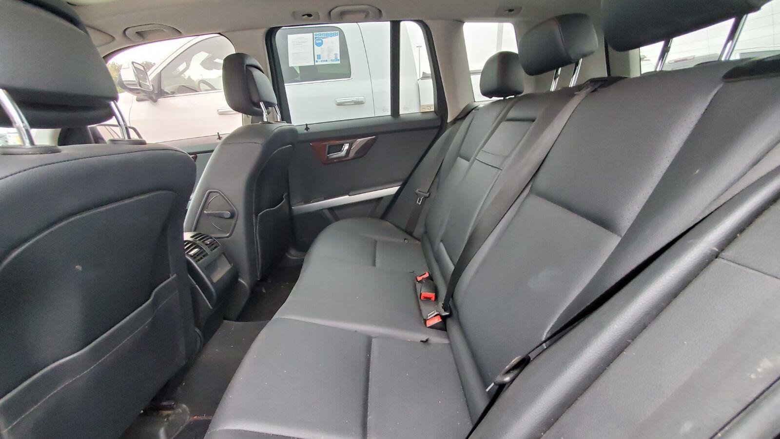 Used 2010 Mercedes-Benz GLK 350 2WD image 5