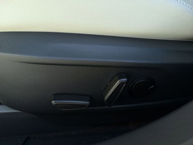 Used 2024 Ford Mustang Mach-E Premium image 23