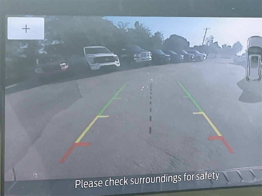 Used 2020 Ford Explorer XLT image 13