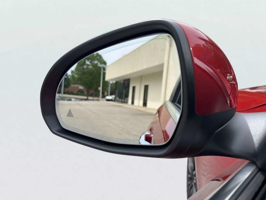 Used 2022 Mercedes-Benz C 300 4MATIC Sedan image 35