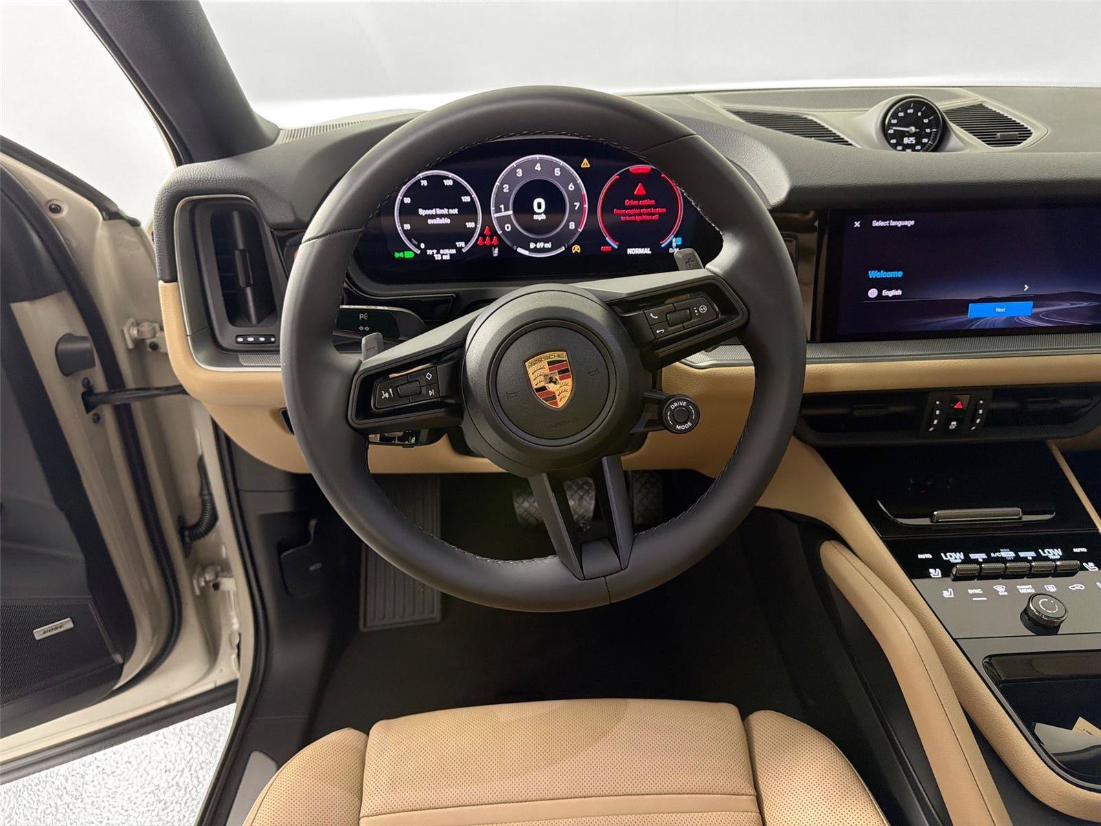 Certified 2026 Porsche Cayenne Coupe AWD/4WD image 18