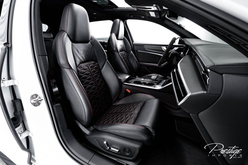 Used 2022 Audi RS 6 w/ Executive Package image 45