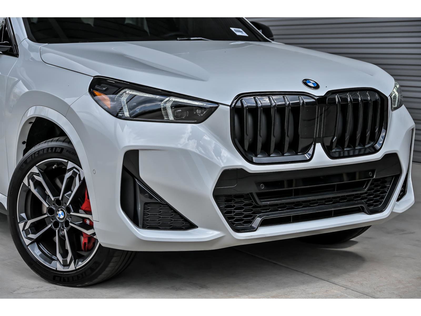 Used 2026 BMW X1 xDrive28i w/ M Sport Package AWD/4WD image 2