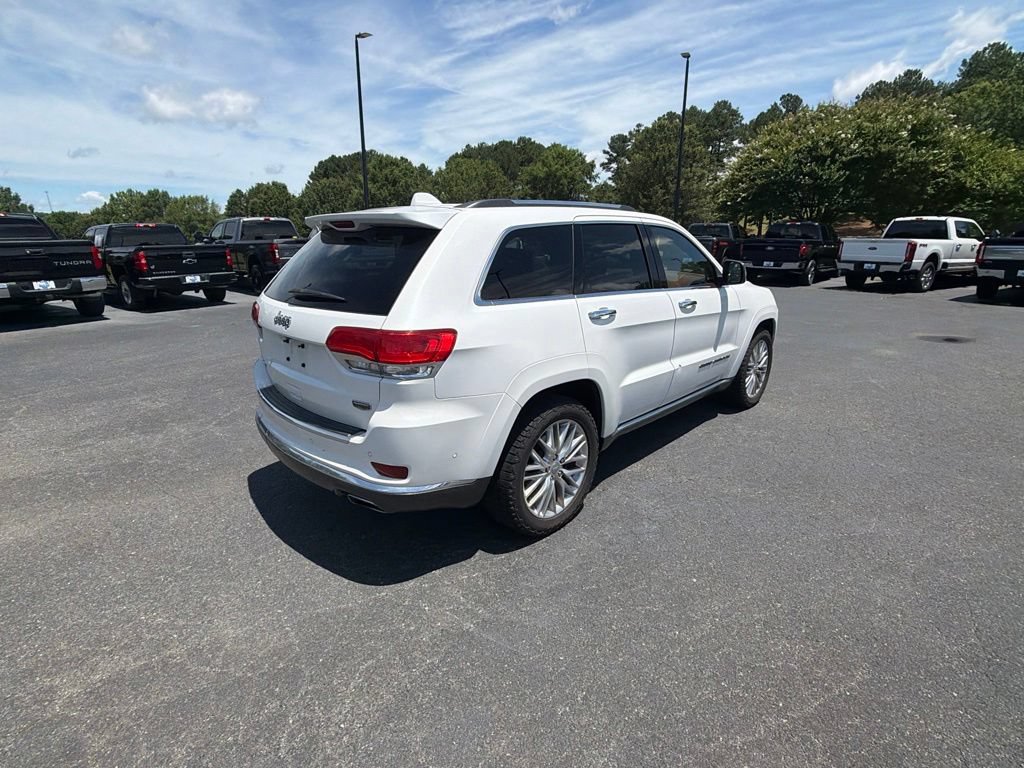 Used 2017 Jeep Grand Cherokee Summit AWD/4WD image 14