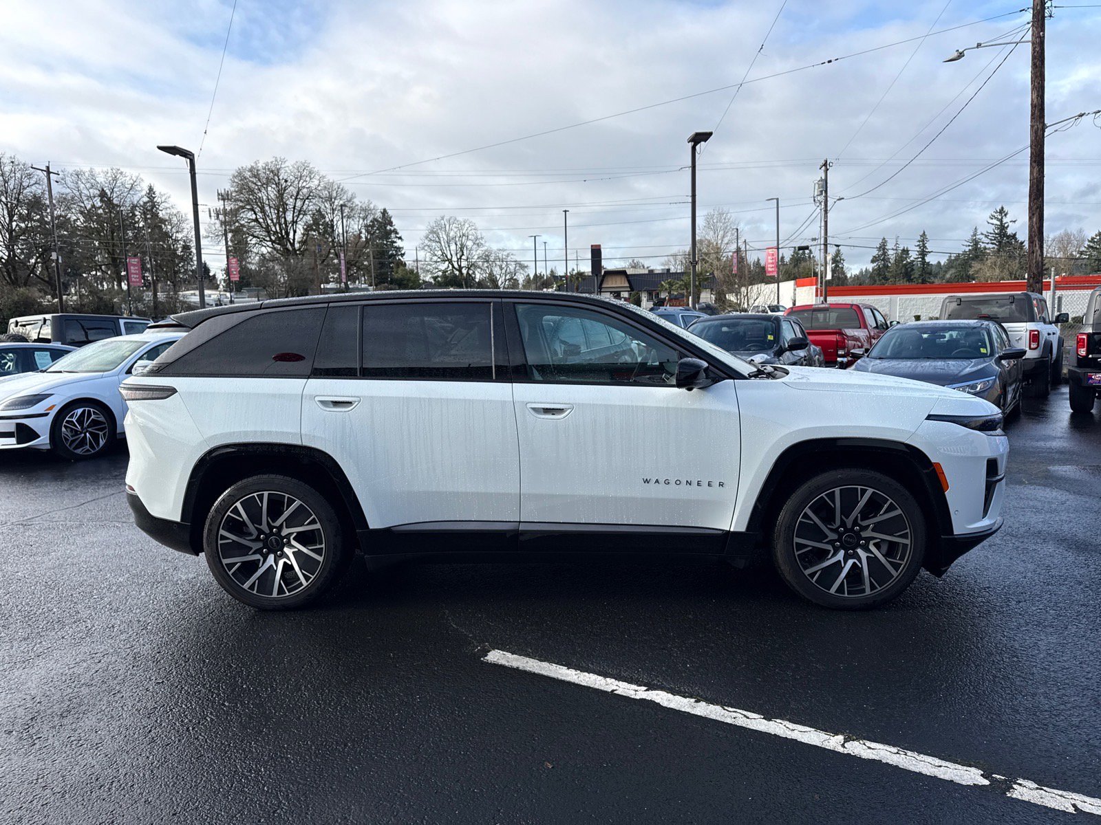 Used 2025 Jeep Wagoneer S Limited image 11