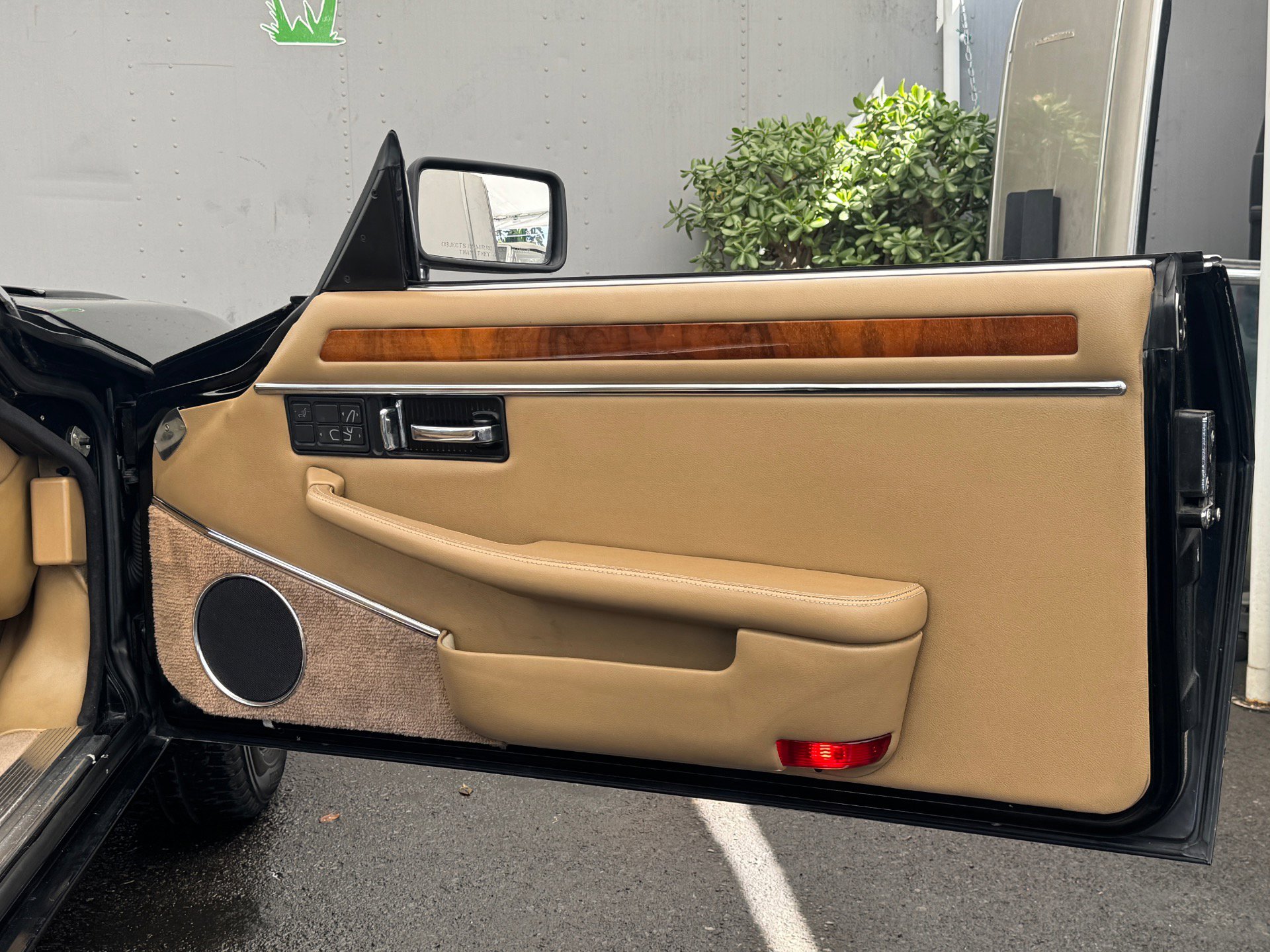 Used 1996 Jaguar XJS 4.0 Convertible image 35