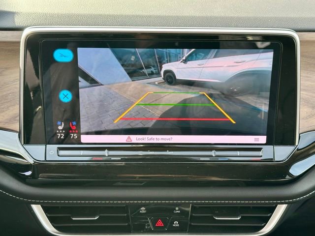 Used 2024 Volkswagen Atlas SE image 26