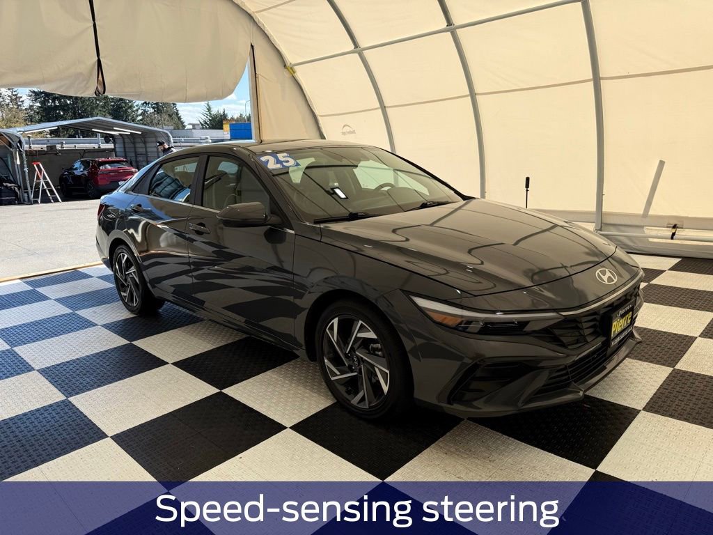 Used 2025 Hyundai Elantra Limited FWD image 7