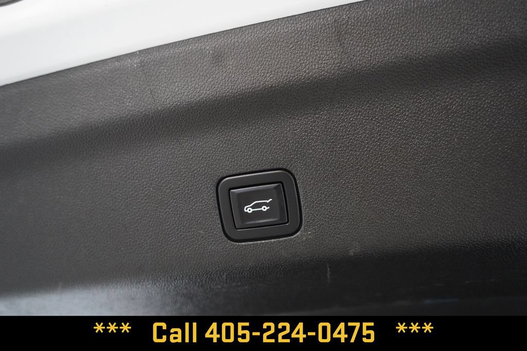 Used 2022 Chevrolet Suburban RST w/ Sport Performance Package AWD/4WD image 26