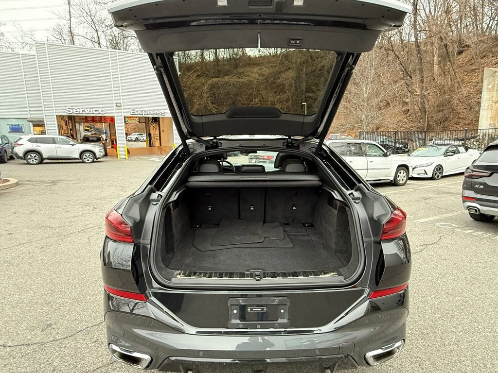 Used 2024 BMW X6 xDrive40i w/ Premium Package AWD/4WD image 35
