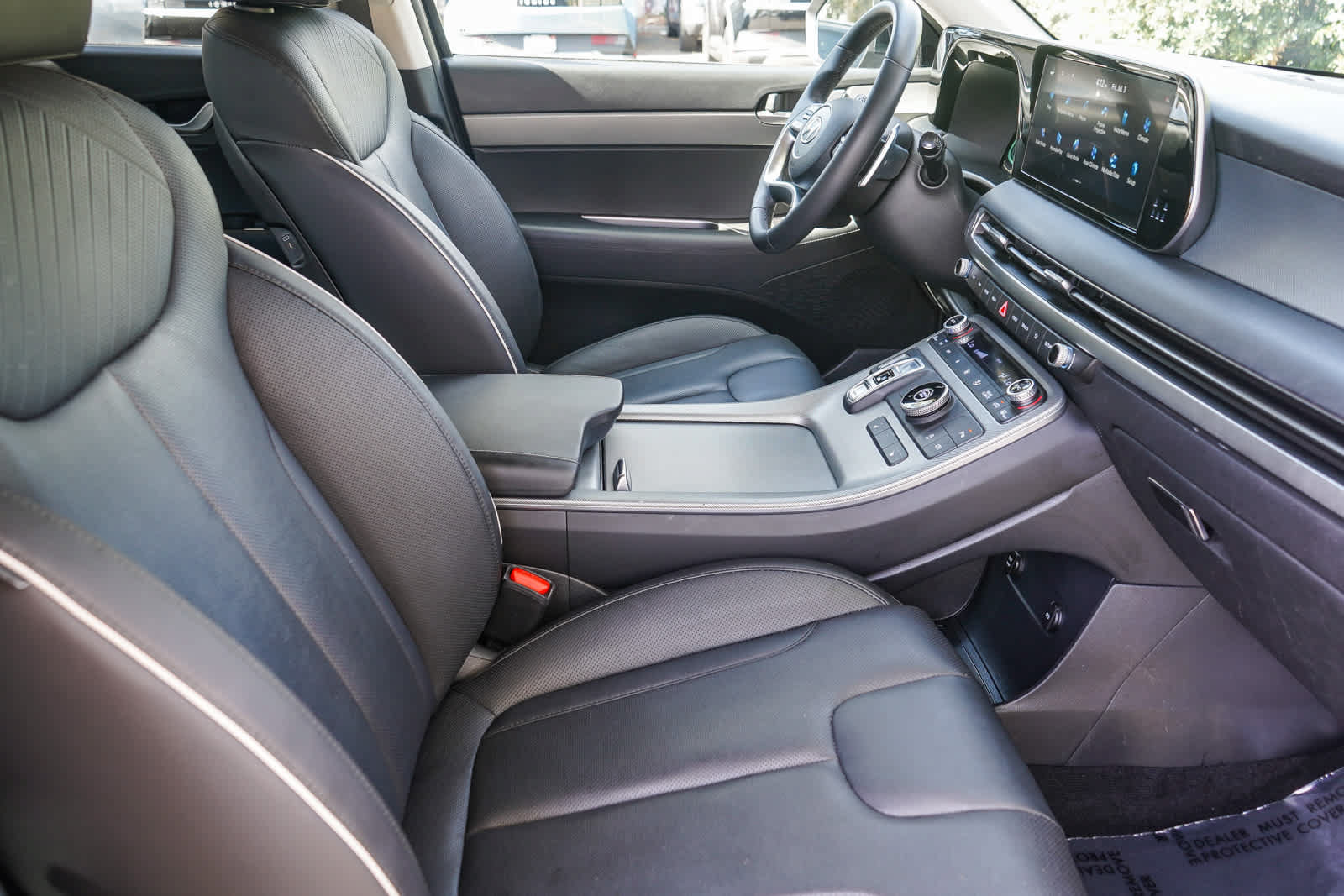 Used 2024 Hyundai Palisade SEL FWD image 16