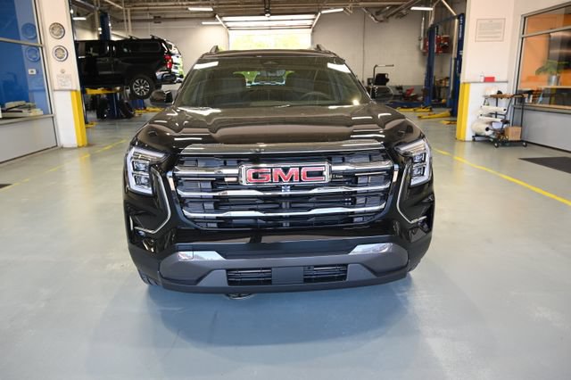 New 2026 GMC Terrain Elevation w/ Elevation Premium Package AWD/4WD image 2
