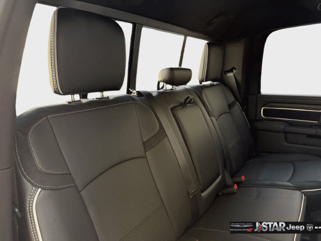 New 2026 RAM 3500 Laramie AWD/4WD image 32