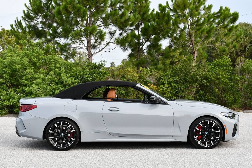 Used 2026 BMW M440i Convertible w/ Premium Package RWD image 56
