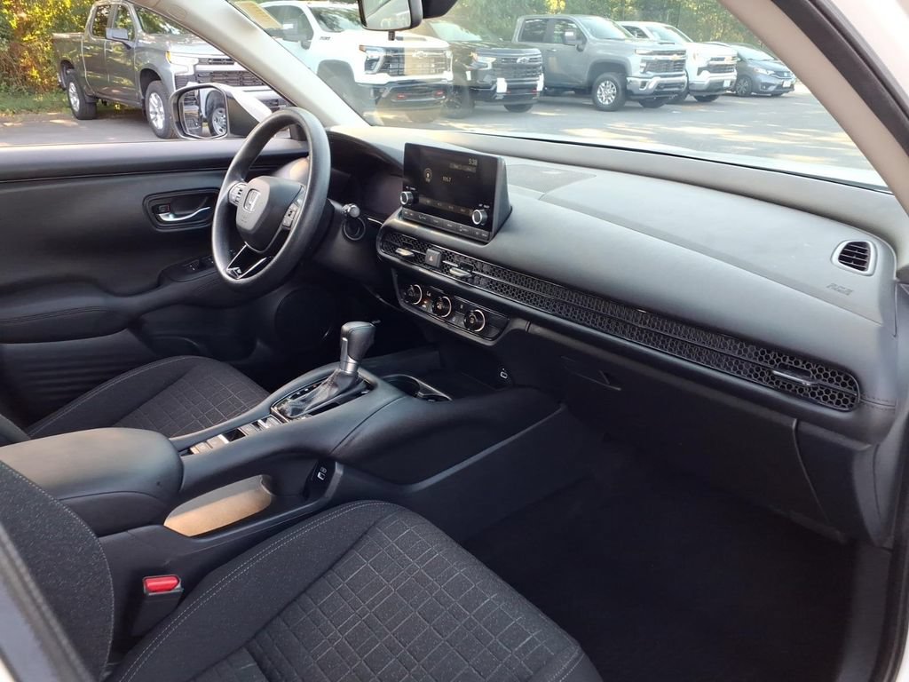 Used 2023 Honda HR-V LX image 21