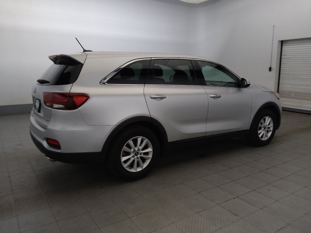Used 2019 Kia Sorento FWD image 10