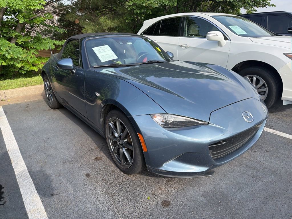 Used 2016 MAZDA MX-5 Miata Grand Touring RWD image 3