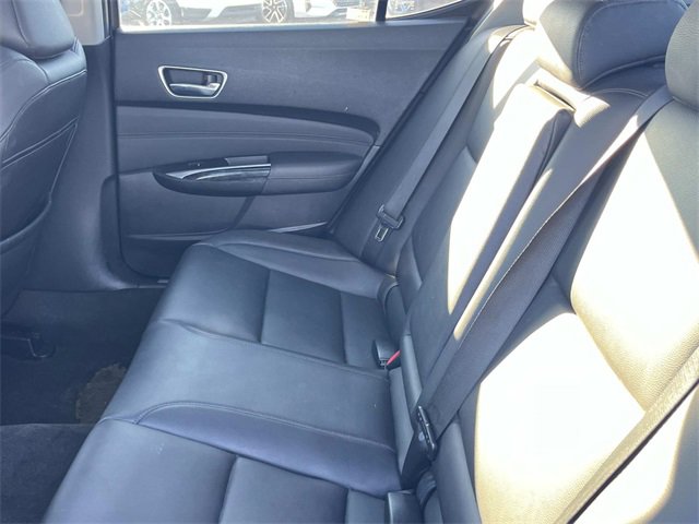 Used 2018 Acura TLX image 19
