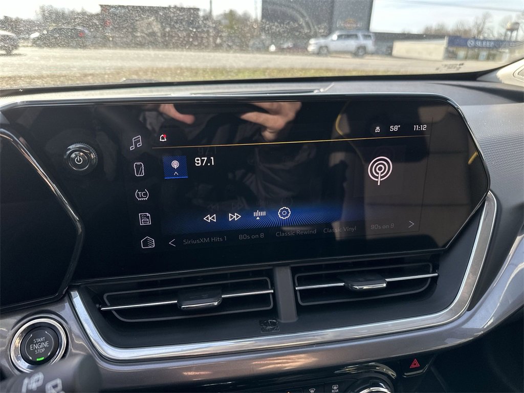 Used 2024 Chevrolet Trax ACTIV w/ Driver Confidence Package image 16