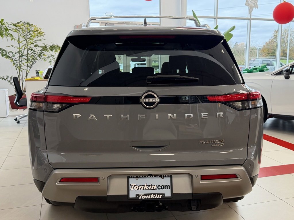 New 2025 Nissan Pathfinder Platinum w/ Cargo Package image 6