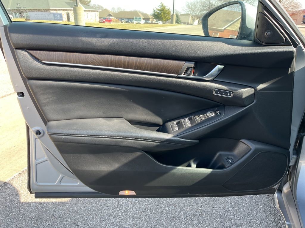 Used 2018 Honda Accord EX-L image 26