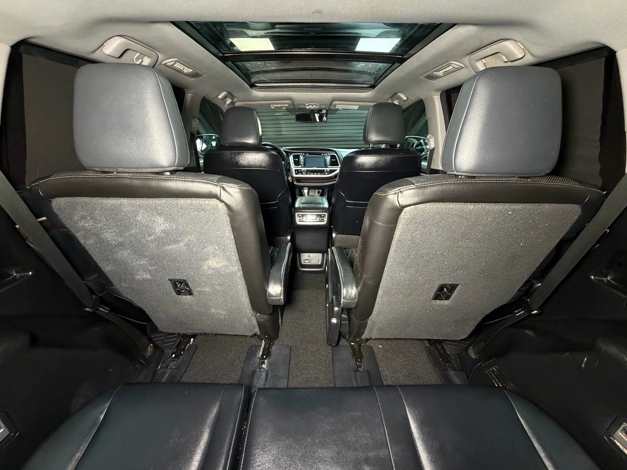 Used 2015 Toyota Highlander Limited Platinum image 14