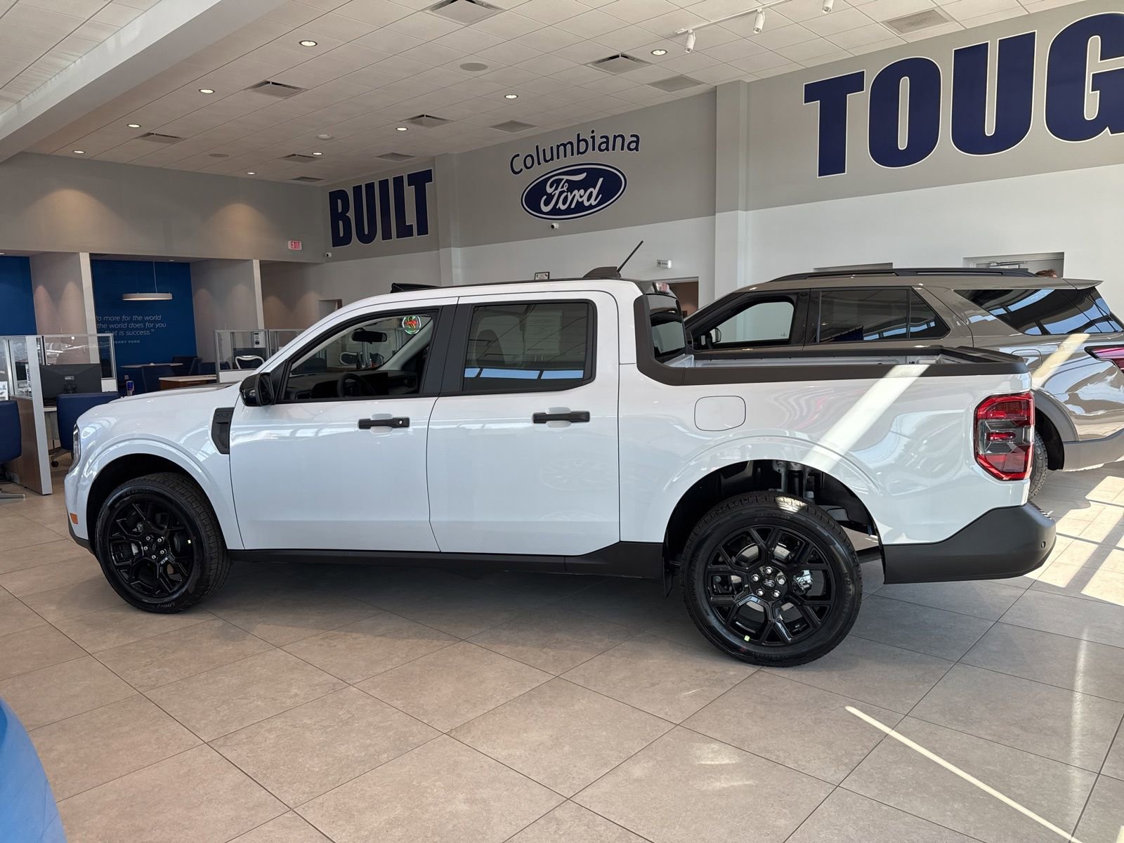 New 2026 Ford Maverick XLT AWD/4WD image 3