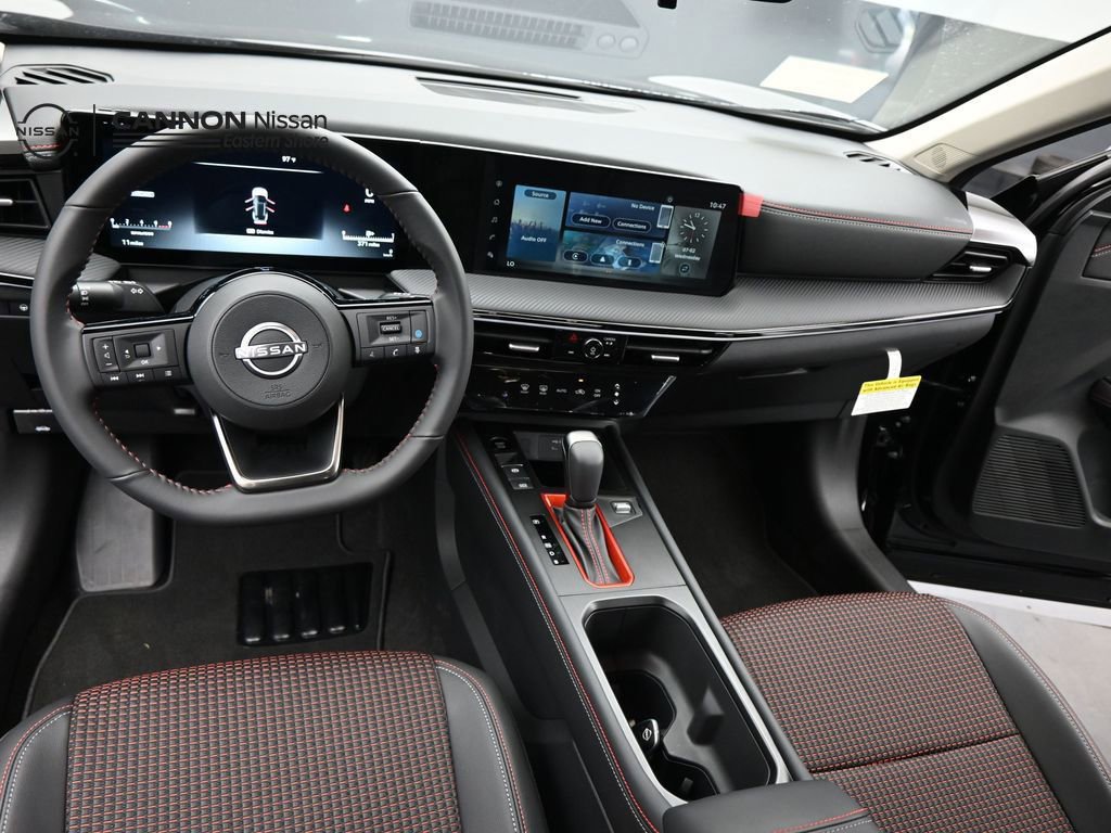 New 2025 Nissan Kicks SR FWD image 14