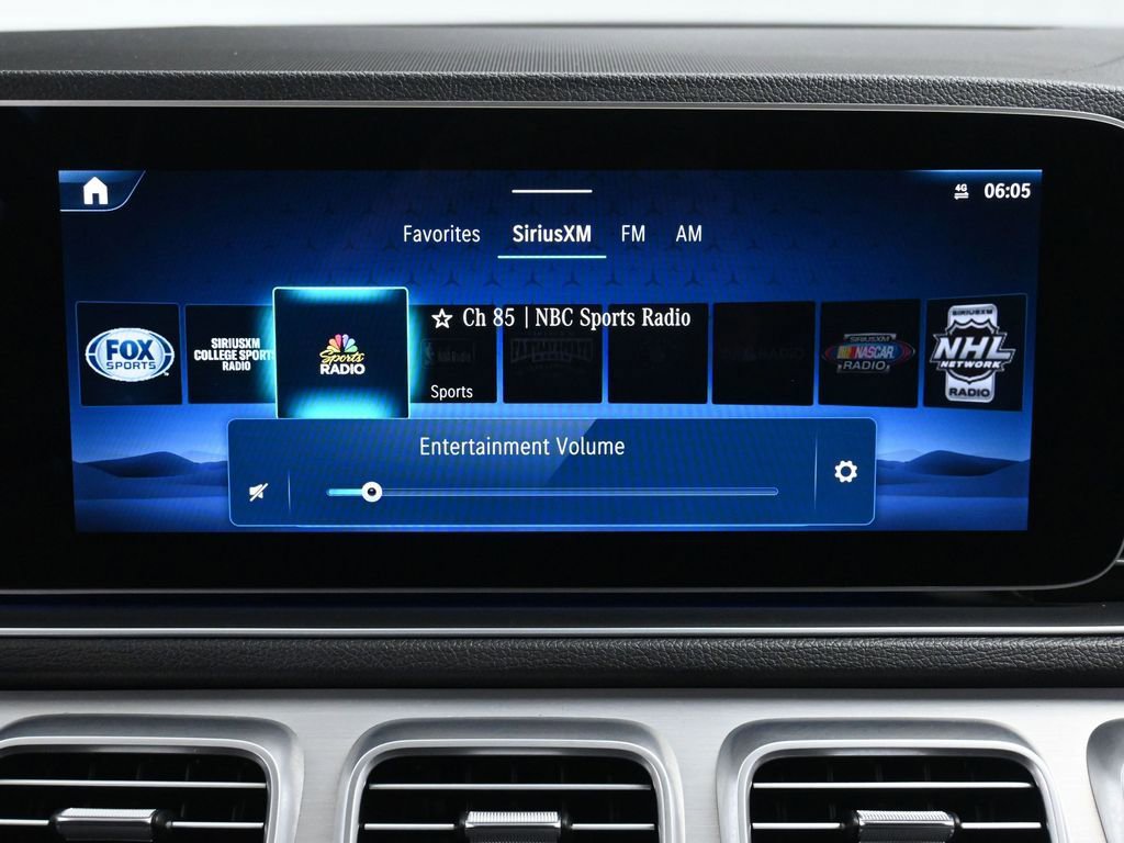 Used 2024 Mercedes-Benz GLE 450e GLE 450e image 31