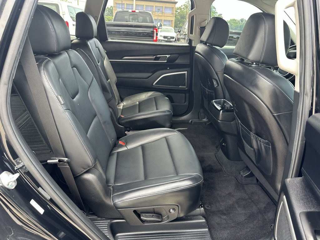 Used 2024 Kia Telluride S image 18