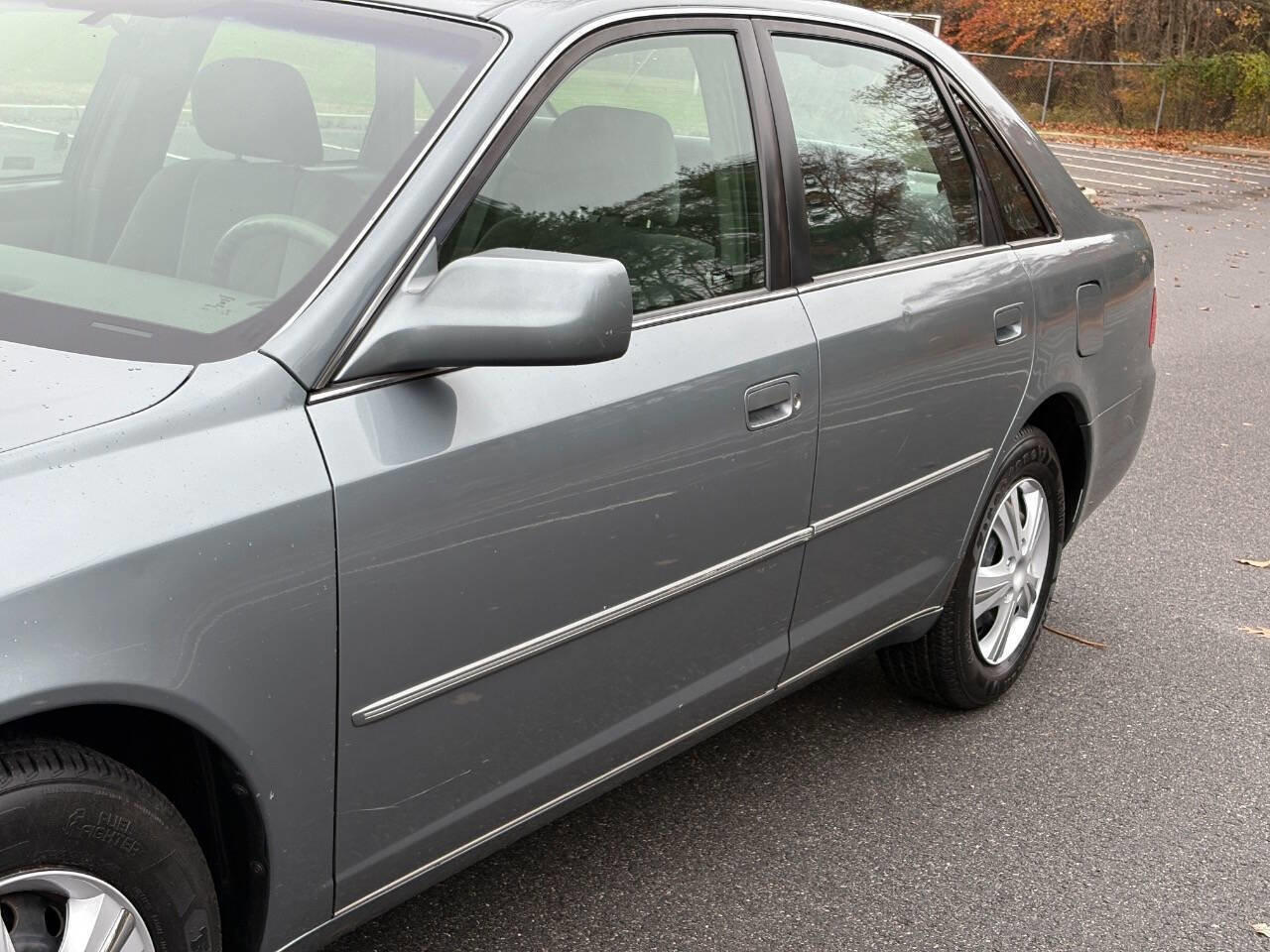 Used 2003 Toyota Avalon XL image 9
